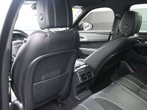 Used 2020 Land Rover Range Rover Velar R-Dynamic S image 26