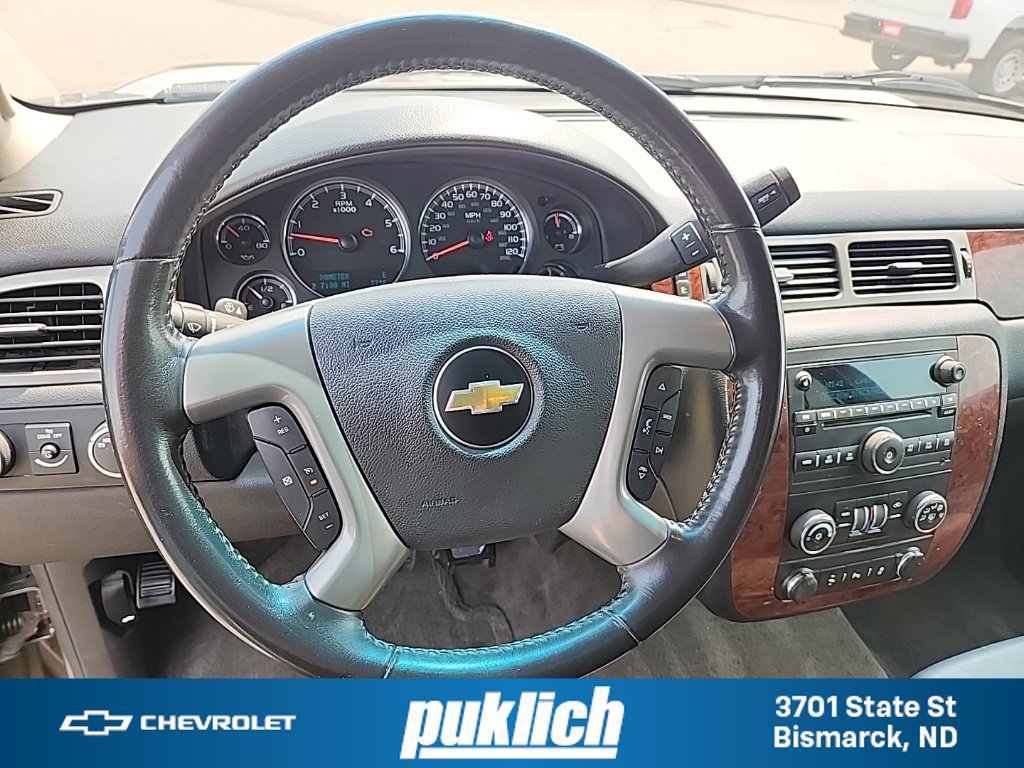 Used 2012 Chevrolet Suburban LS w/ Convenience Package 1 AWD/4WD image 9