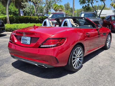 Used 2020 Mercedes-Benz SLC 300 image 9
