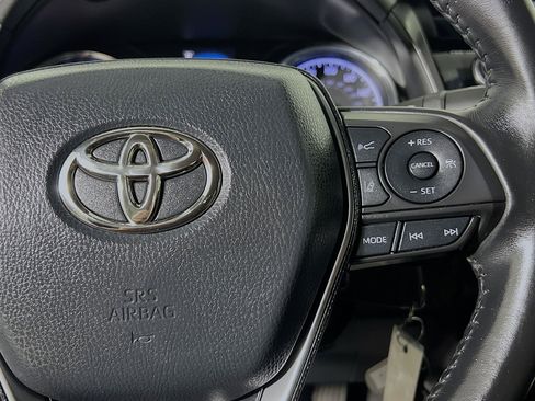 Used 2019 Toyota Camry SE FWD image 20