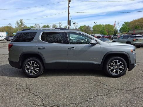 Used 2023 GMC Acadia SLT w/ Preferred Package AWD/4WD image 8