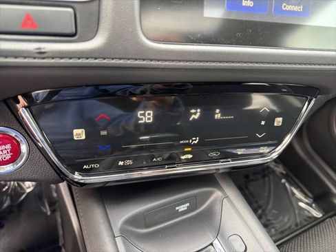 Used 2018 Honda HR-V EX image 13