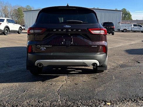 Used 2023 Ford Escape Platinum w/ Premium Technology Package image 6