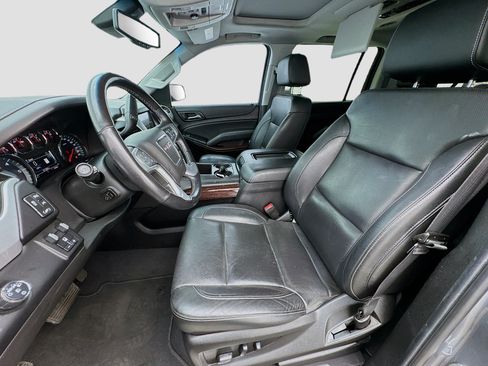 Used 2019 GMC Yukon XL SLT w/ Premium Edition RWD image 13