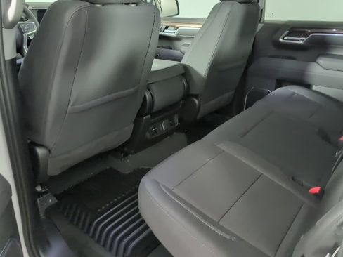 New 2026 Chevrolet Silverado 1500 LT image 8