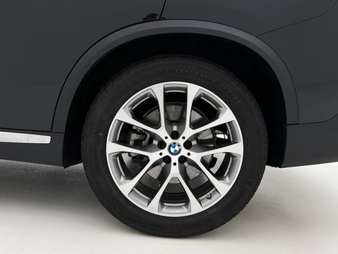 Certified 2026 BMW X5 xDrive40i w/ Climate Comfort Package AWD/4WD image 28