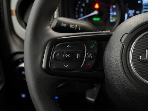 Used 2024 Jeep Wrangler Unlimited w/ Convenience Group AWD/4WD image 39