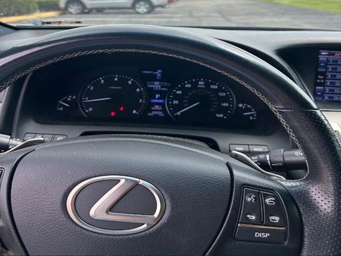 Used 2014 Lexus LS 460 AWD w/ F Sport Package image 6