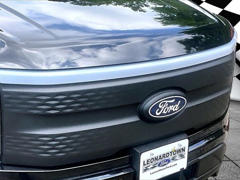 Used 2025 Ford F150 Lightning Flash AWD/4WD image 29
