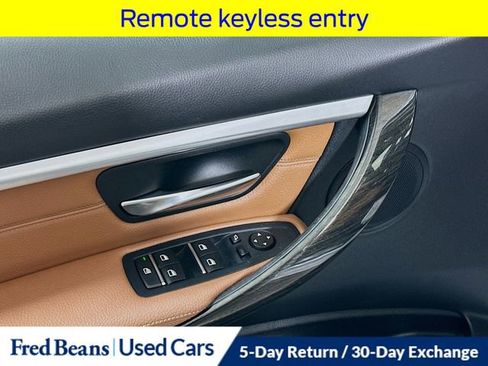 Used 2017 BMW 330i xDrive Sedan image 23