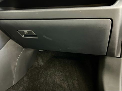 Used 2025 Toyota RAV4 XLE image 34