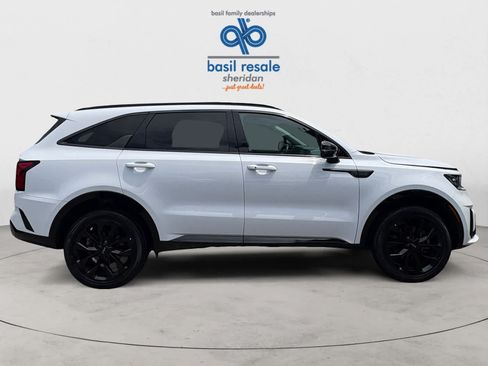 Used 2023 Kia Sorento SX AWD/4WD image 8