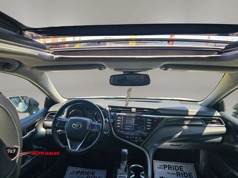 Used 2020 Toyota Camry XSE FWD image 10