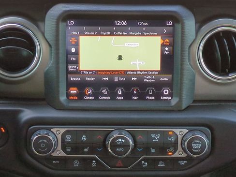 Used 2021 Jeep Wrangler Unlimited Rubicon w/ Dual Top Group image 17