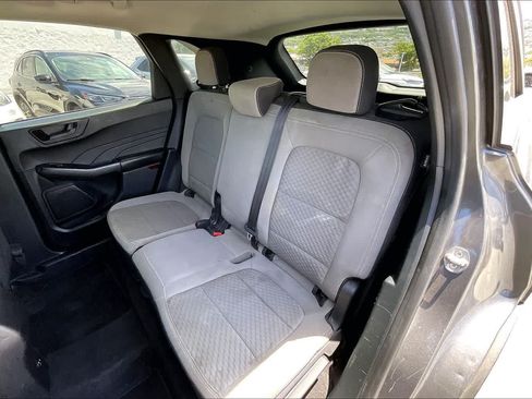 Used 2022 Ford Escape SE FWD image 29