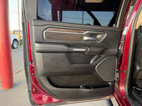 Used 2019 RAM 1500 Laramie image 6