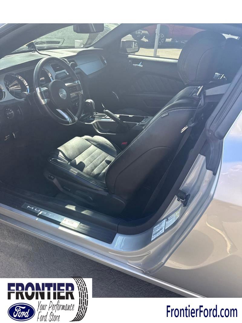Used 2014 Ford Mustang GT Premium w/ Electronics Package RWD image 9