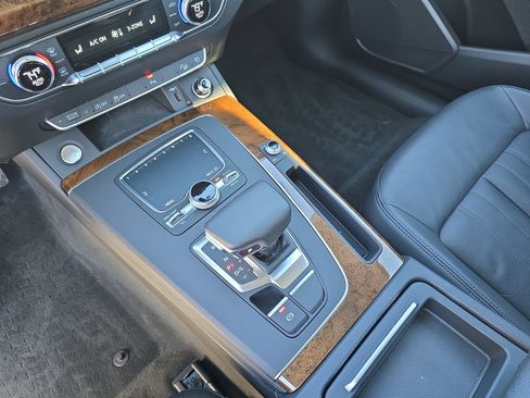 Used 2018 Audi Q5 2.0T Premium Plus w/ Premium Plus Package image 20