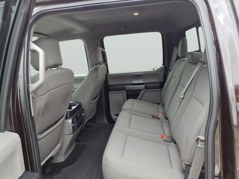 Used 2020 Ford F150 XLT w/ Equipment Group 302A Luxury AWD/4WD image 9