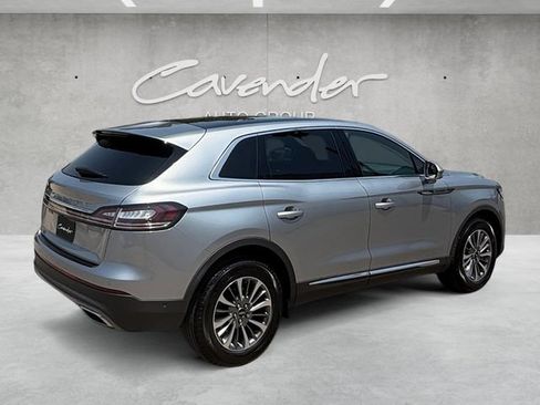 Used 2022 Lincoln Nautilus Reserve FWD image 16