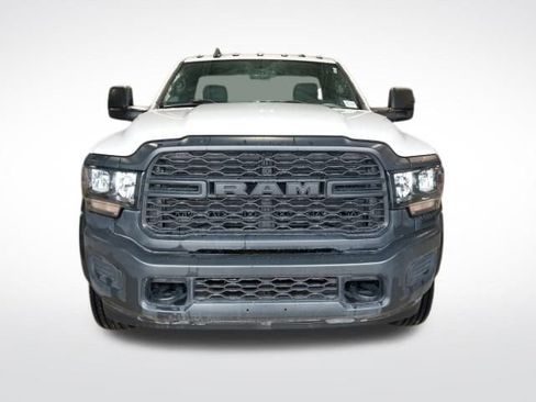 Used 2023 RAM 5500 Tradesman w/ Electrical Accessory Group image 9