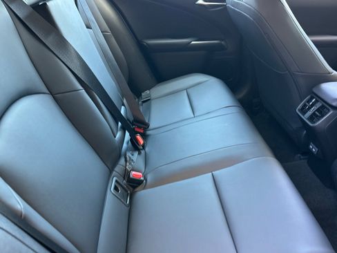 Certified 2025 Lexus UX 300h FWD w/ Accessory Package (Z2) image 30