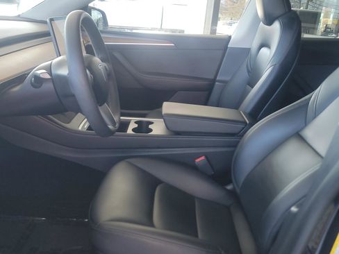 Used 2023 Tesla Model Y Long Range AWD/4WD image 9