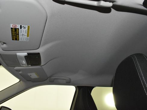 Used 2024 Mitsubishi Outlander ES image 39