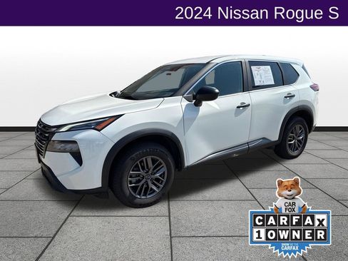 Used 2024 Nissan Rogue S FWD image 1