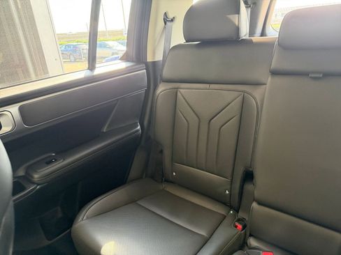 Used 2025 Hyundai Santa Fe SEL image 40