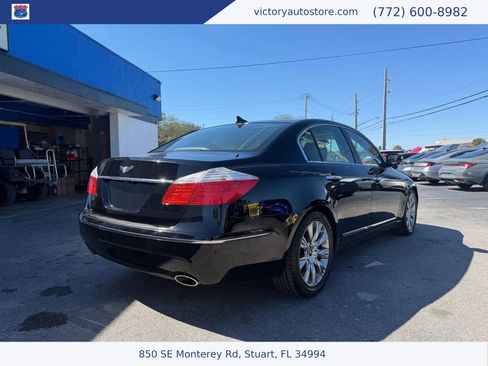 Used 2011 Hyundai Genesis 3.8 w/ Premium Navigation Pkg 3 image 3