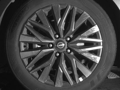 Used 2025 Nissan Altima 2.5 SV image 12