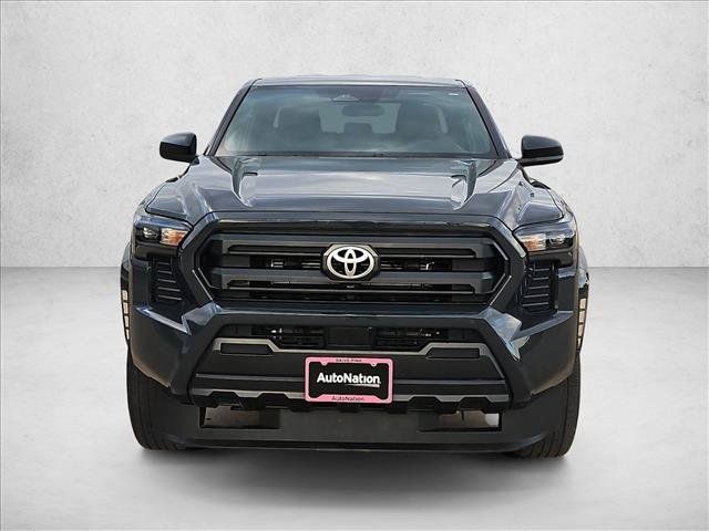 Used 2025 Toyota Tacoma SR AWD/4WD image 2