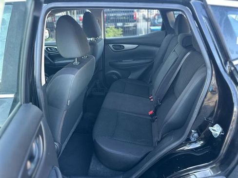 Used 2018 Nissan Rogue Sport S w/ S Appearance Package image 22