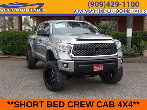 Used 2016 Toyota Tundra SR5 w/ SR5 Upgrade Package AWD/4WD image 1