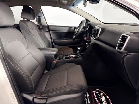 Used 2021 Kia Sportage LX AWD/4WD image 28