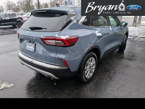Used 2024 Ford Escape Active w/ Cold Weather Package image 3