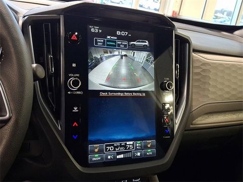 Certified 2025 Subaru Forester Limited image 17