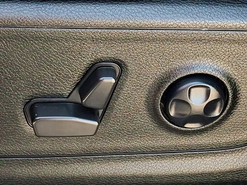 Used 2021 RAM 1500 Big Horn AWD/4WD image 33