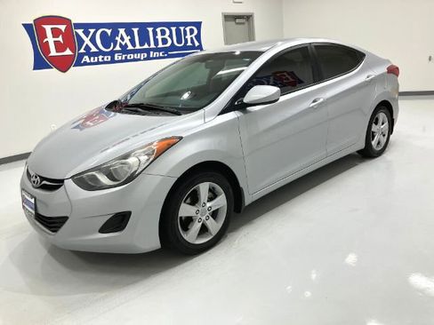 Used 2019 Hyundai Elantra Value Edition image 9
