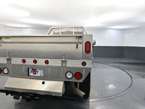 Used 2022 Ford F250 XL w/ Power Equipment Group image 7