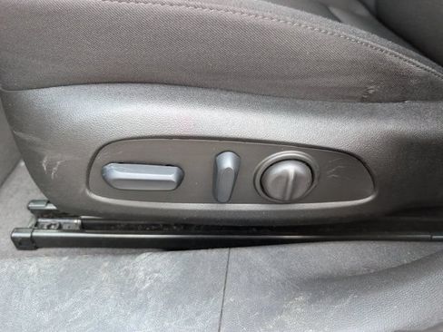 Used 2025 Chevrolet Malibu LT FWD image 15