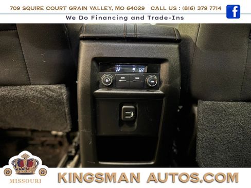 Used 2018 Chevrolet Traverse LT FWD image 26