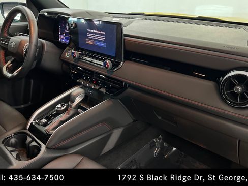 Used 2023 Chevrolet Colorado Z71 w/ Z71 Convenience Package 2 AWD/4WD image 24