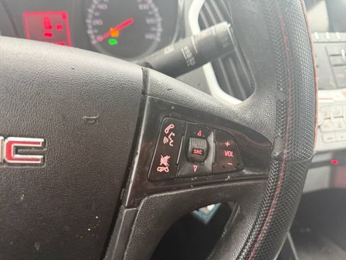 Used 2012 GMC Terrain SLE FWD image 16