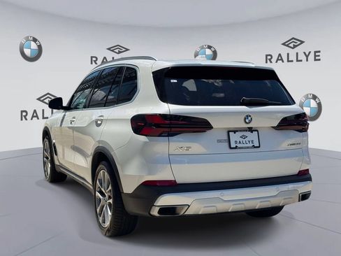 Used 2024 BMW X5 xDrive40i w/ Parking Assistance Package AWD/4WD image 6