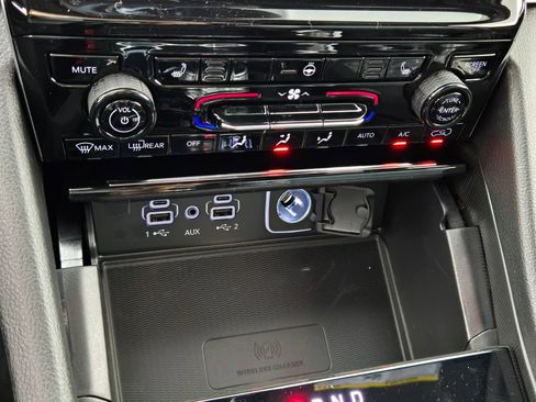 New 2025 Jeep Grand Cherokee L Laredo RWD image 22