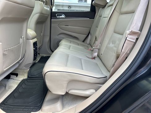 Used 2018 Jeep Grand Cherokee Overland AWD/4WD image 33
