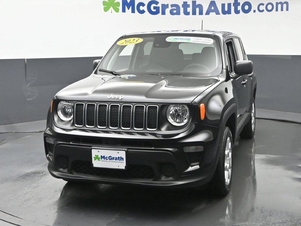 Used 2023 Jeep Renegade Latitude AWD/4WD image 21