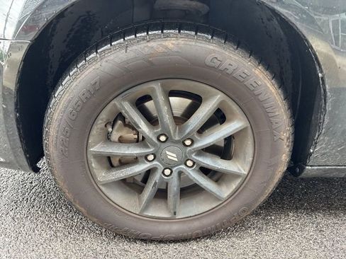 Used 2020 Dodge Grand Caravan SE FWD image 4